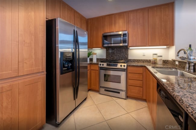 Chapman Commons unit 2415, Garden Grove, CA 92840 - photo 4