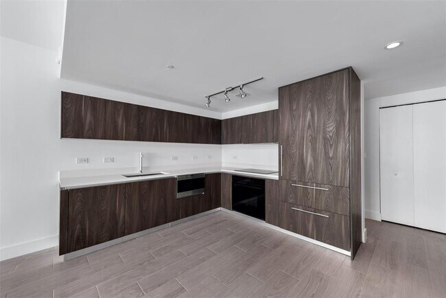 One Paraiso unit 4104, Miami, FL 33137 - photo 3