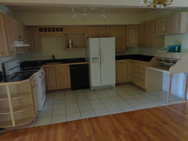 8 Prospect St unit 1, Pittsburgh, PA 15211 - photo 7