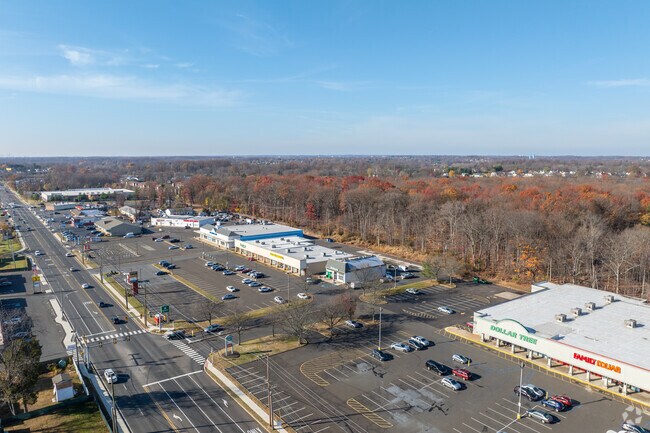 Plumbridge locals enjoy several retail centers right next to their neighborhood.