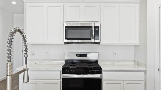 2325 W Sebring Ave, Apache Junction, AZ 85120 - photo 5