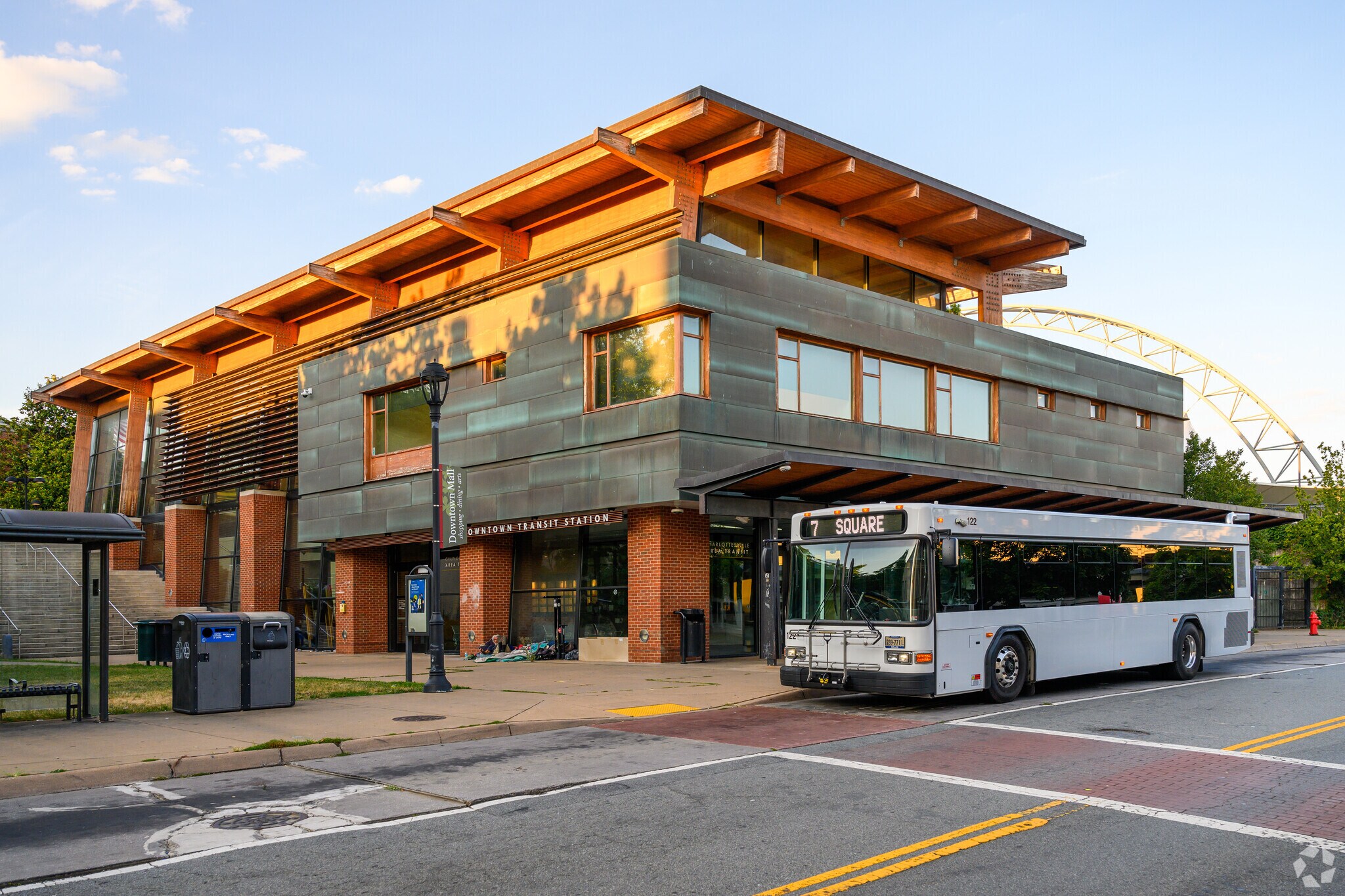 The bus station is located near Woolen Mills.