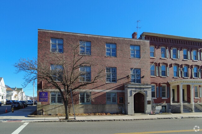 Esperanza Academy School of Hope in Lawrence serves students in grades 5 through 8.