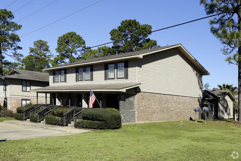 Lake Forest, Daphne, AL 36526 - photo 1