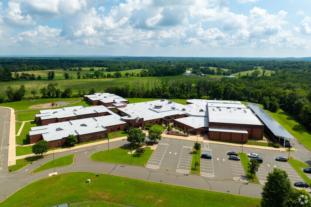 Montgomery Middle School Lower Campus serves Rocky Hill’s older students.