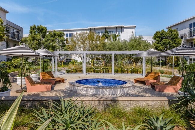 Lofts at Noho Commons, North Hollywood, CA 91601 - photo 6