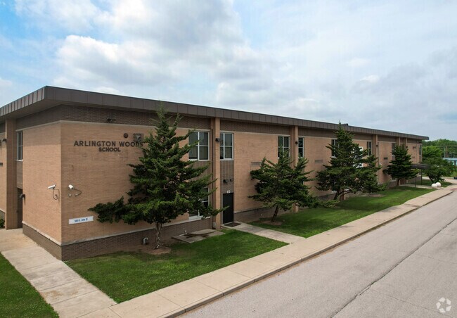 Students attend the 99 School.