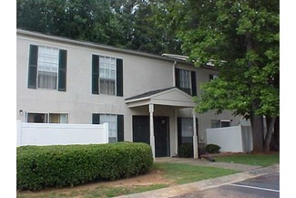 792 Jolly Ave S, Clarkston, GA 30021