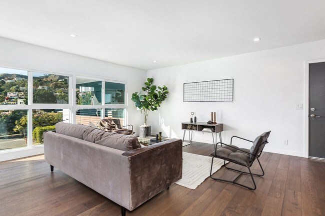 Element WeHo, West Hollywood, CA 90046 - photo 7