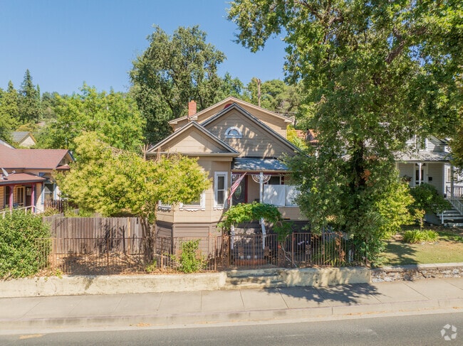 The charming City of Sonora boasts a collection of beautifully preserved Victorian homes, each telling a unique story of the past with their intricate architectural details and vibrant history.