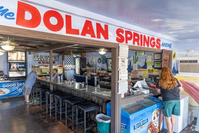 The Canyon Café counter serves locals and travelers with classic diner fare.