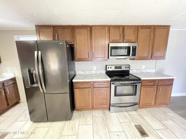 7623 Sunwood Dr, Jacksonville, FL 32256 - photo 7