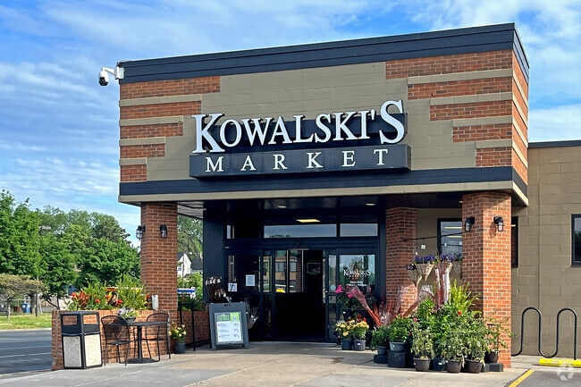 Kowalski's Market is the local destination for all things grocery.