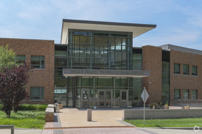24 towns are served by Ella T. Grasso Southeastern Technical High School.