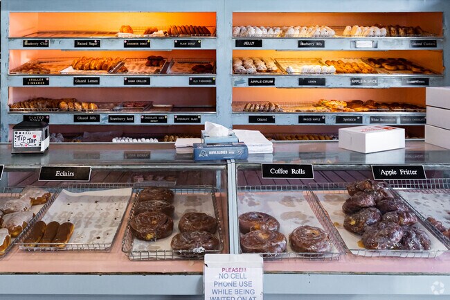 Country Style Donuts outside Sandston has the best donuts in Richmond.
