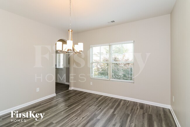 382 Stable View Loop, Dallas, GA 30132 - photo 5