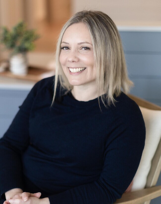 Christy Coulombe Real Estate Agent in Gearhart, OR