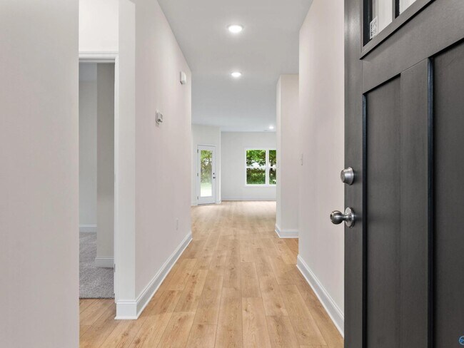 2657 Ajs Arbor Dr NW, Huntsville, AL 35810 - photo 6