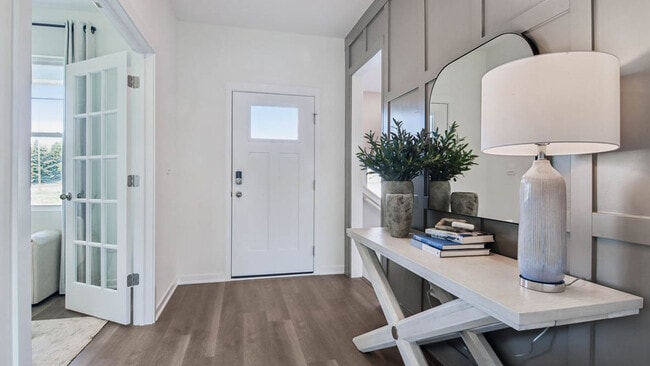 270 Snow Drop Ln, Elgin, IL 60124 - photo 2