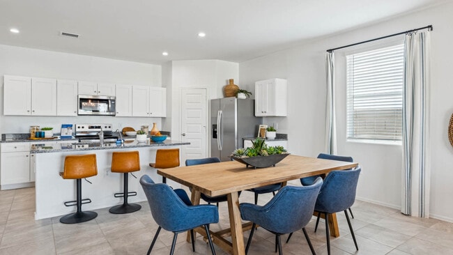 16129 N Catanzaro Dr, Maricopa, AZ 85138 - photo 7