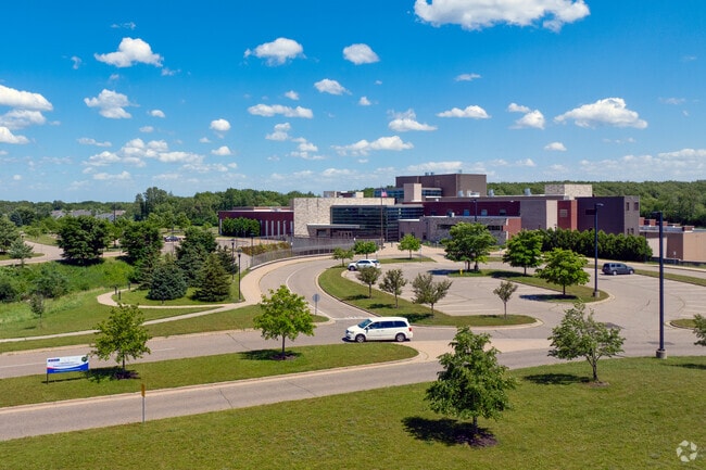 Linden Grove Middle School serves students in grades 6-8.