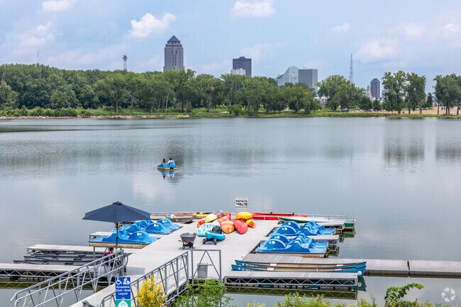 Nearby Gray's Lake offers boat rentals for Sherman Hill residents to get out on the water.