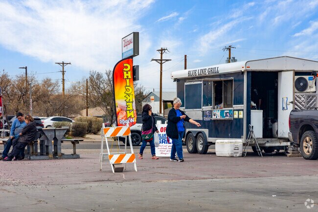 There are several food truck areas popular with Los Chavez locals at lunch time.