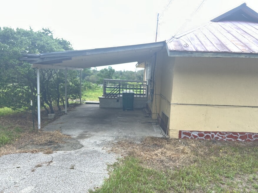 Carport Unit A
