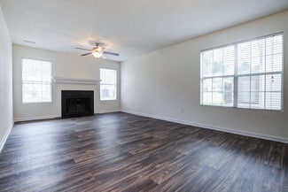 423 W Butler Rd, Mauldin, SC 29662