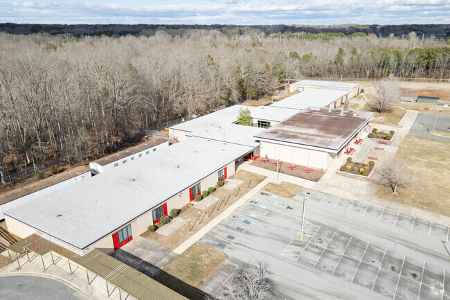 Carroll T Overton Elementary School is a public education option.