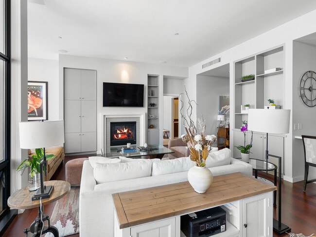 Block 3 - The Henry unit 1414, Portland, OR 97209 - photo 6