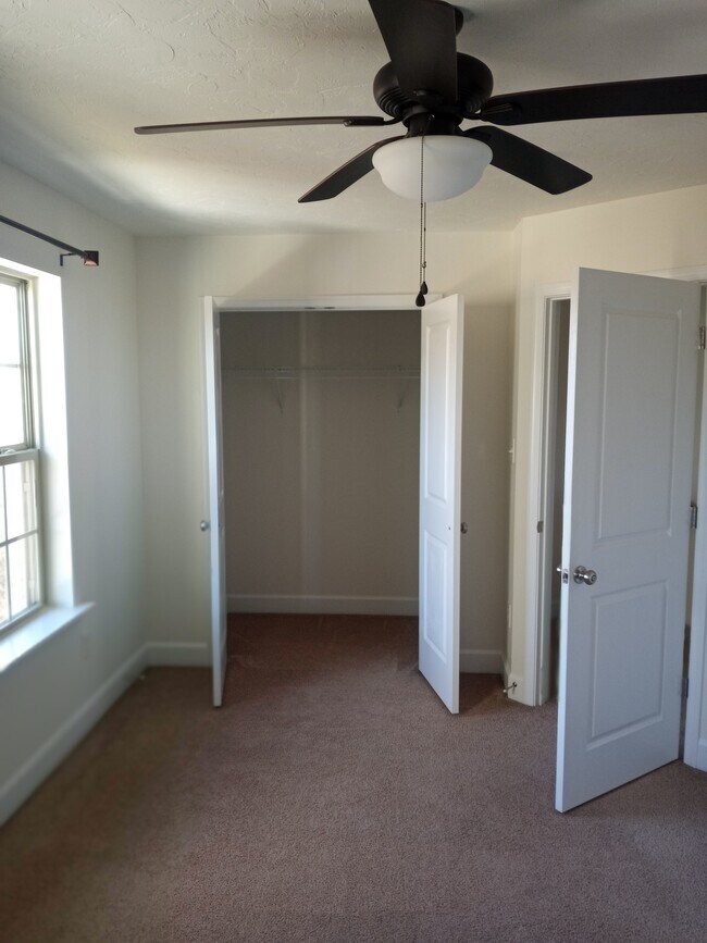 78 Katelyn Dr, New Oxford, PA 17350 - photo 5