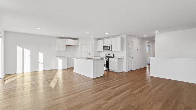 439 Fry St, Hebron, IN 46341 - photo 6