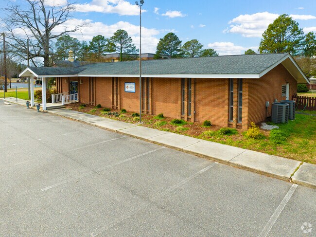 Covenant Christian School is in Williamsburg, VA.