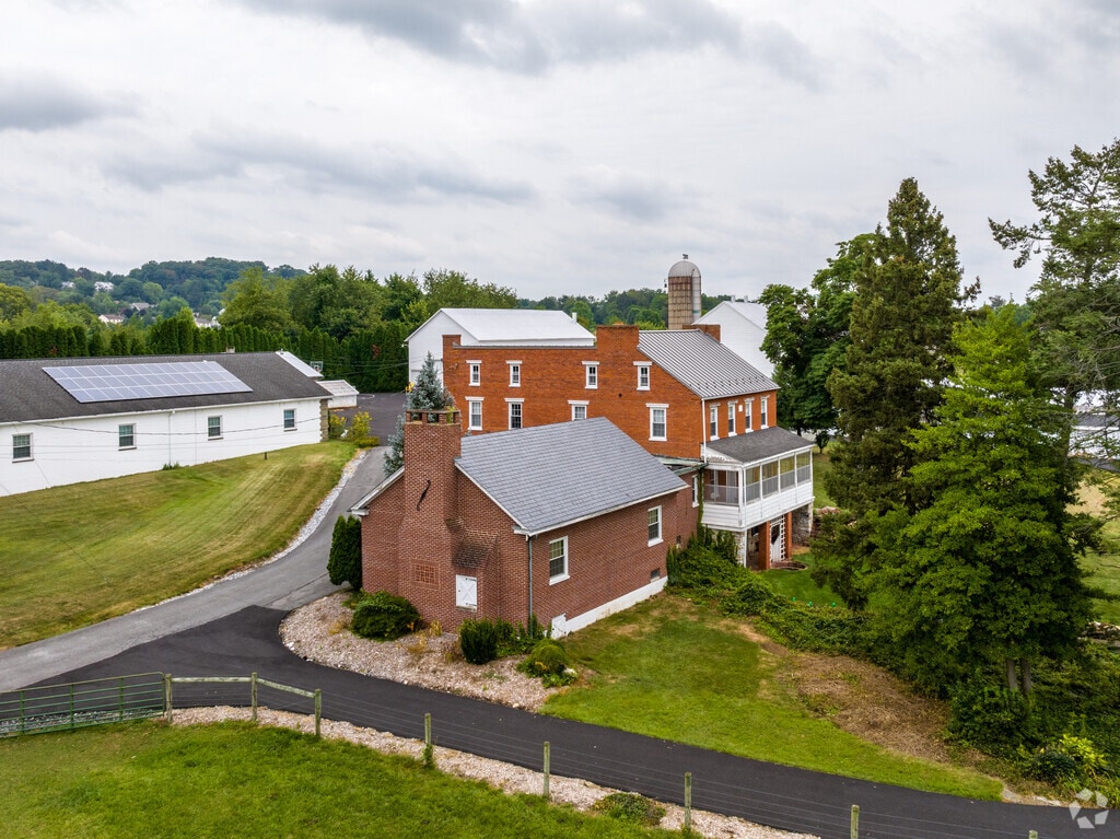 About Manheim Township Schools, Demographics, Things to Do