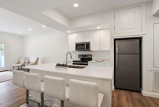 2100 St Thomas St Unit 204, New Orleans, LA 70130