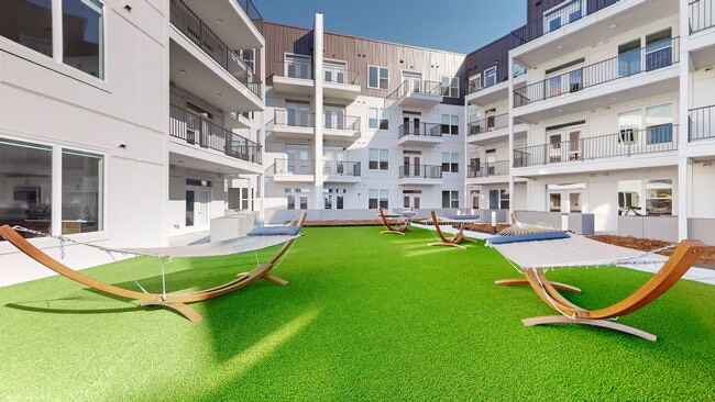 Current812, Clarksville, IN 47129 - photo 3