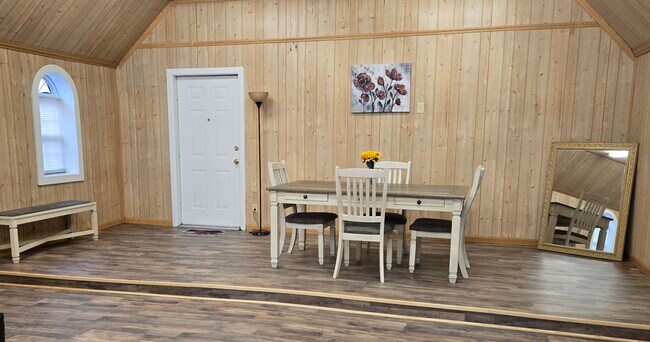 7305 Old Madisonville Rd, Hopkinsville, KY 42240 - photo 5