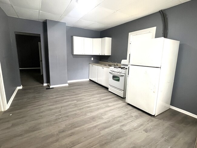 909 W 17th St unit A, Erie, PA 16502 - photo 4