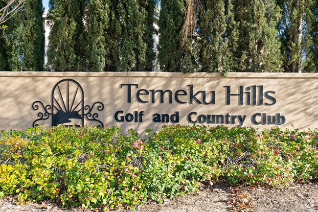 Experience the beauty of Temeku Hills Golf Course.
