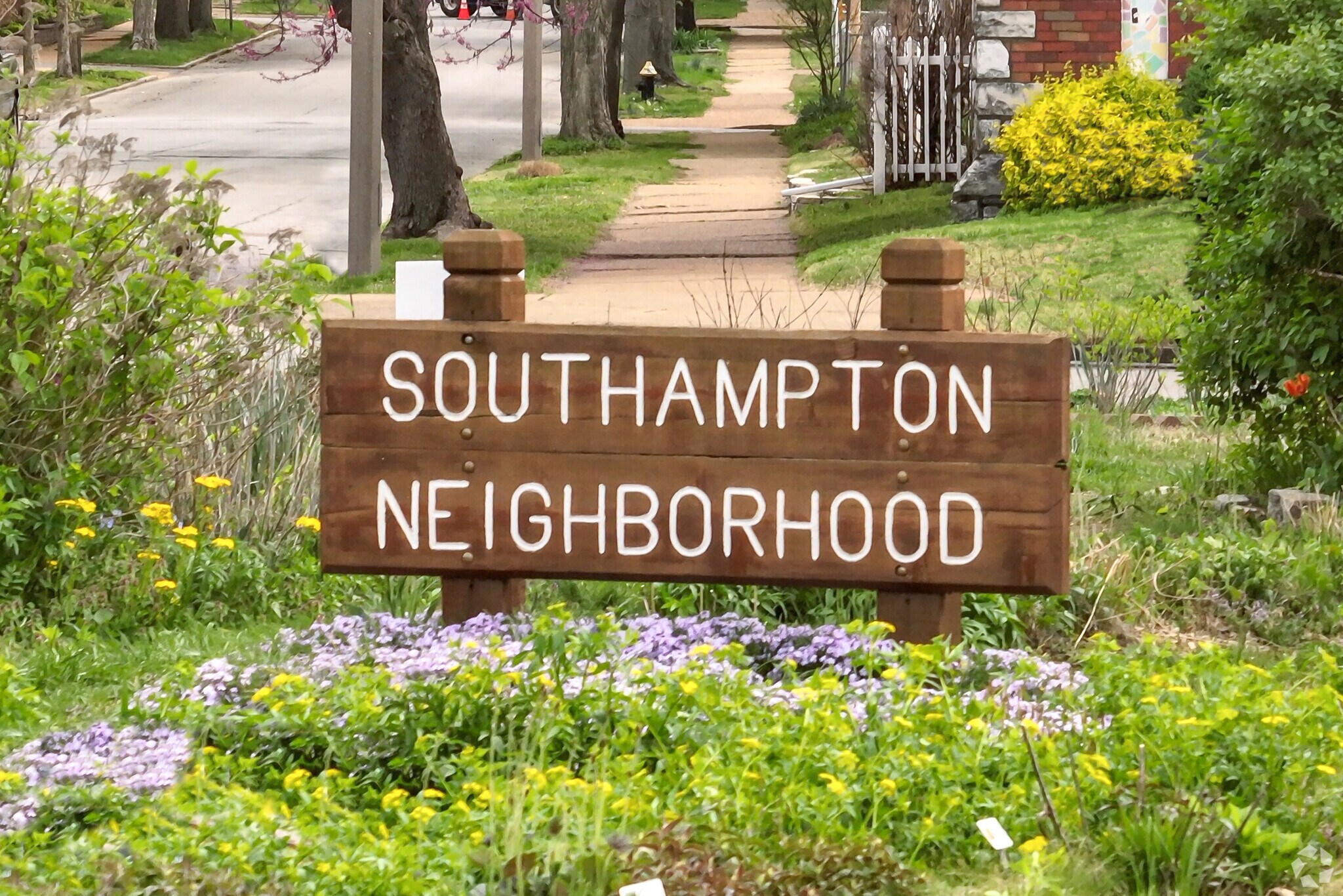 Southampton is well marked with these signs.