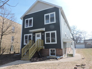 2002 Emerson St, Evanston, IL 60201