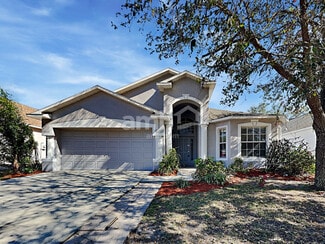 12515 Lake Vista Dr, Gibsonton, FL 33534