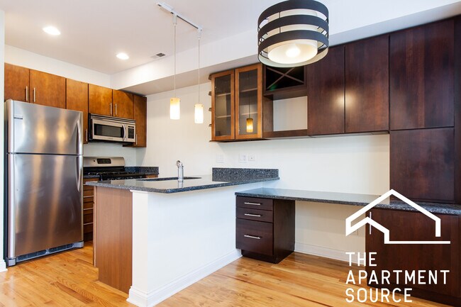 1636 W Grace St unit 1, Chicago, IL 60613 - photo 3