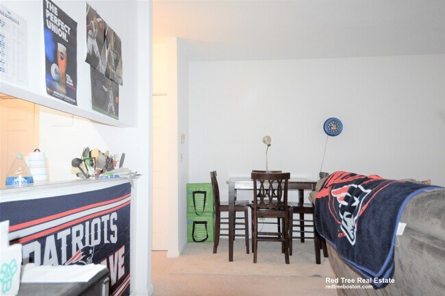 35 Belmont St unit 3, Somerville, MA 02143 - photo 6