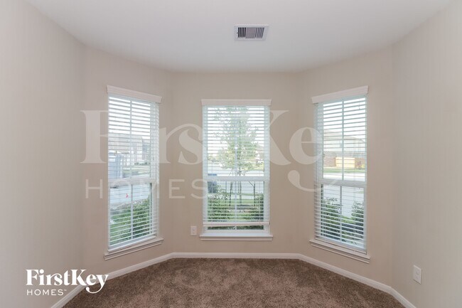 13521 Emerald Mallard Dr, Texas City, TX 77568 - photo 6