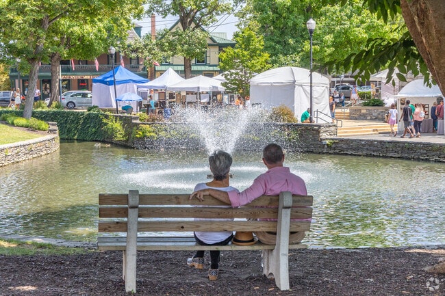 The Lititz Outdoor Fine Art Show occurs every July at Lititz Spring Park.