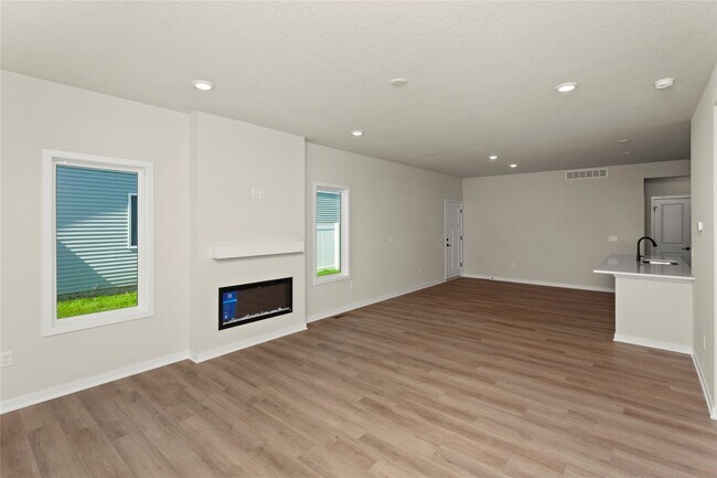 9764 Regatta Ln, Johnston, IA 50131 - photo 7