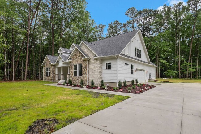 3366 Bob White Ln unit 37216048, Suffolk, VA 23435 - photo 3