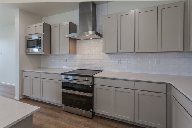 6113 Saddlehorn Dr, Timnath, CO 80547 - photo 7